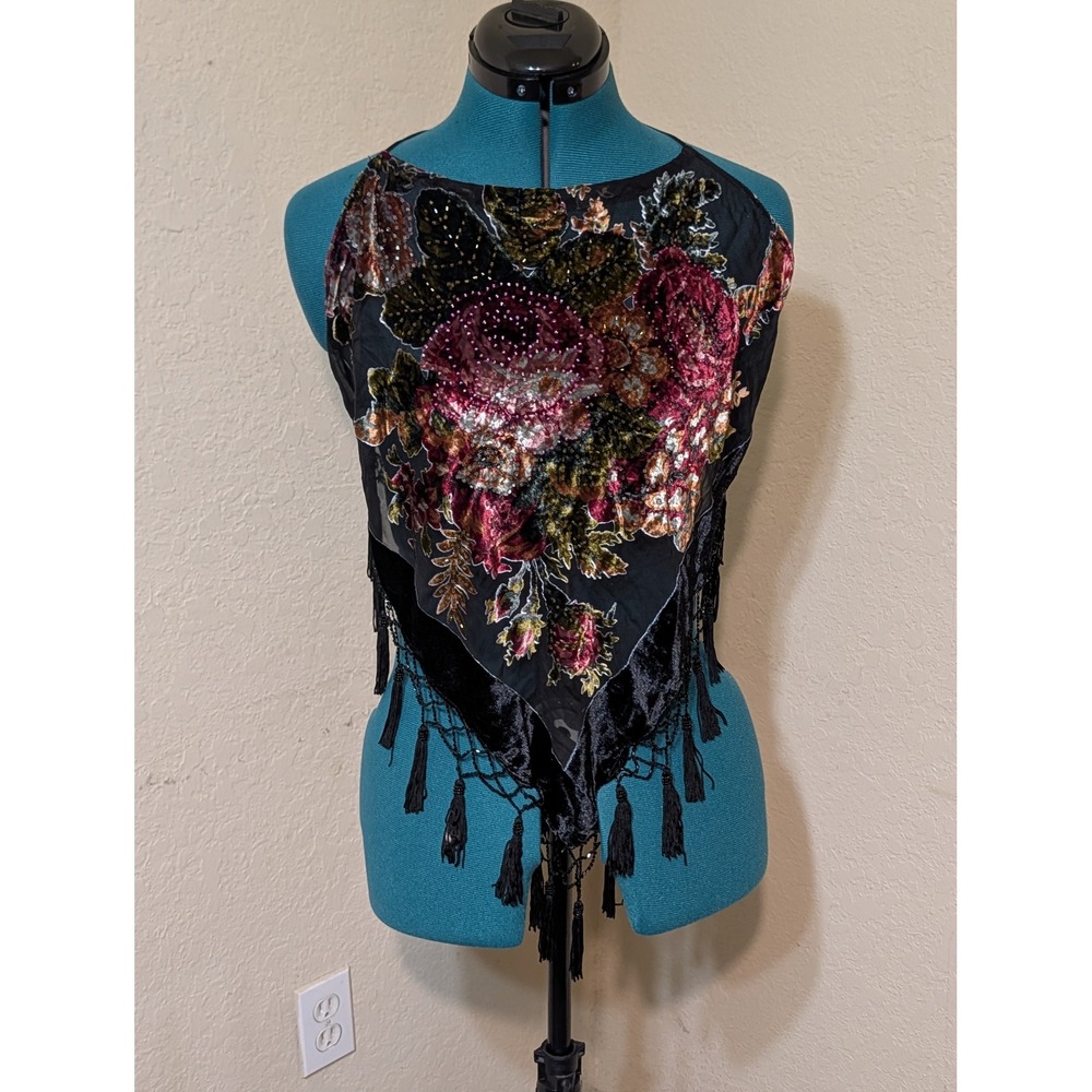 Vintage Style Floral Sequin Velvet Fringe Halter Handkerchief Top Black Boho